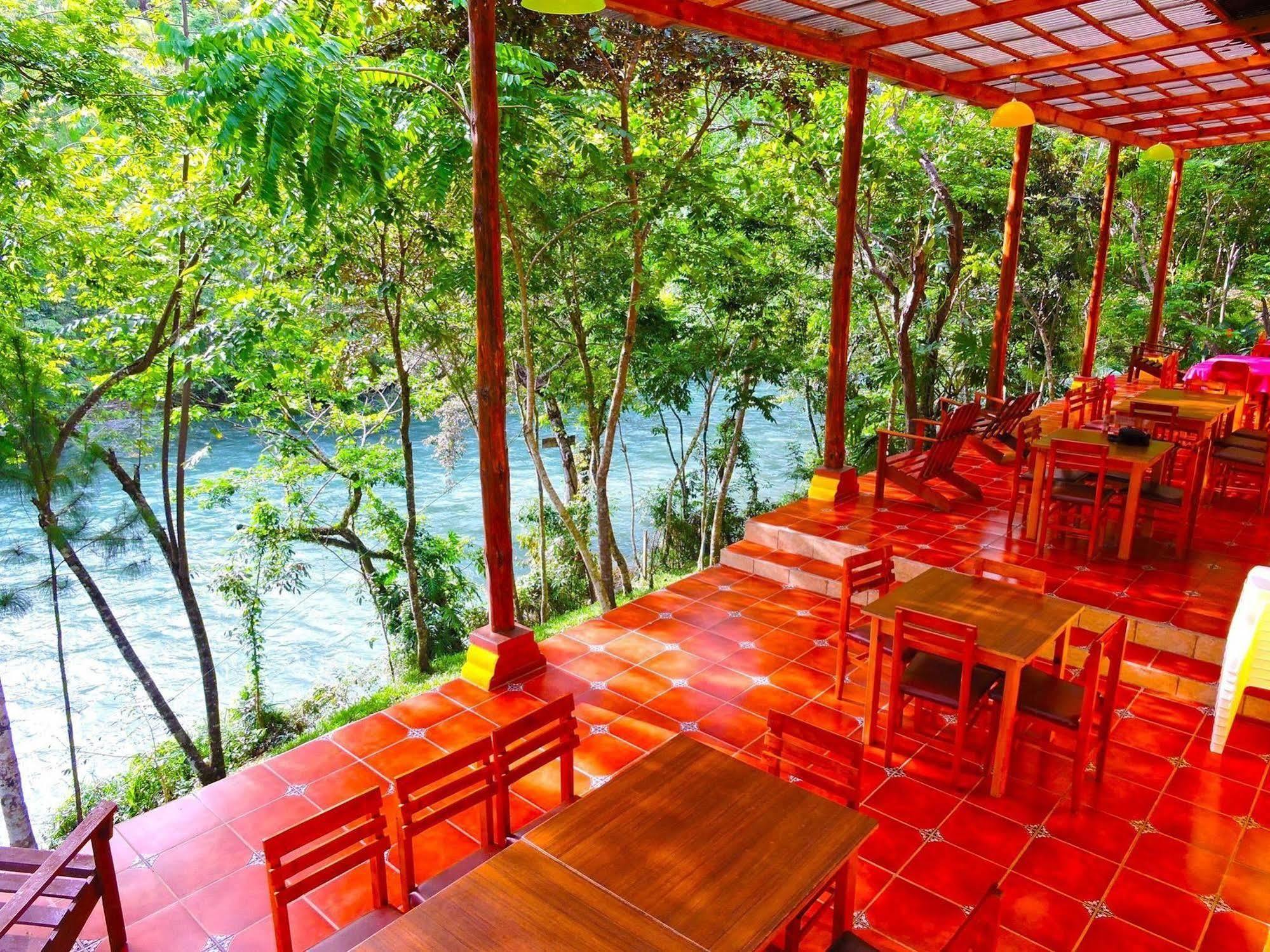 Oasis The Traveler Lanquín Exterior foto